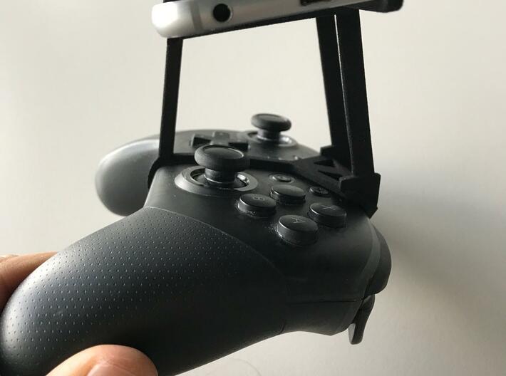 Controller mount for Switch Pro & Apple iPad mini  3d printed Nintendo Switch Pro controller - Over the top - Side View