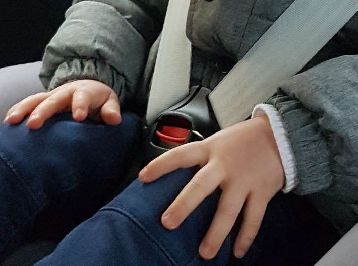 Auto-Kindersitz "Sicherung" - Baby Seat safety 3d printed the buckle without "safetey"