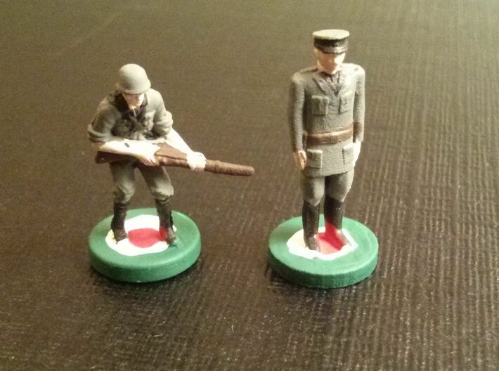 Leaders: France & Italy 3d printed Italian general. Pieces sold unpainted.