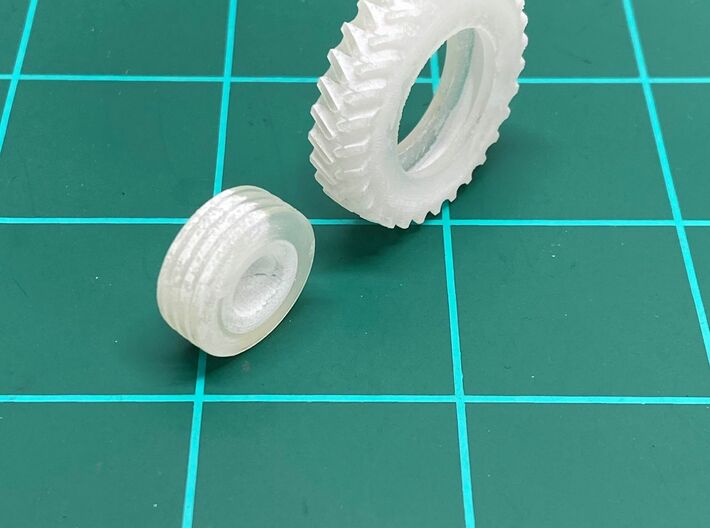 1/64 Scale 16.5L-16.1 Front Tires 4X 3d printed Shown with 18.4R42 Tire. Photo courtesy The Model Farmer.