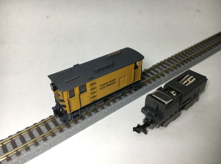 Nn3 Free-lance Box-cab Internal Combustion Loco 3d printed Assembled Box Cab; Rokuhan Shorty, couplers, decals, glazing, figure not included.