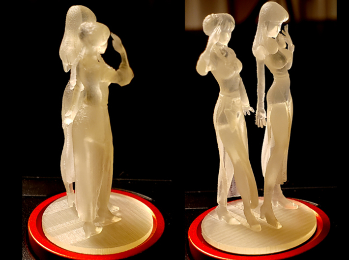 1/48 Macross Minmay and Misa in Chinese Dresses 3d printed 