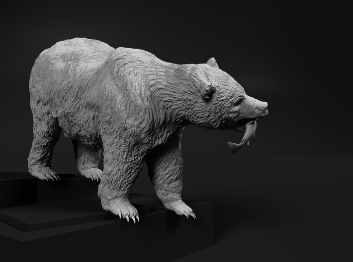 Grizzly Bear 1:32 Female with Salmon 3d printed 