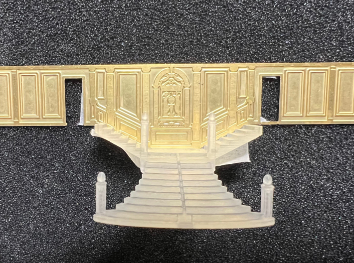 Titanic Grand Staircase 1:200 X 2 3d printed Example with PE wall