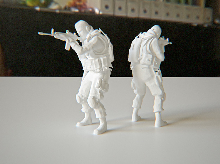 Modern Soldier Shooting Esc: 1/48 3d printed