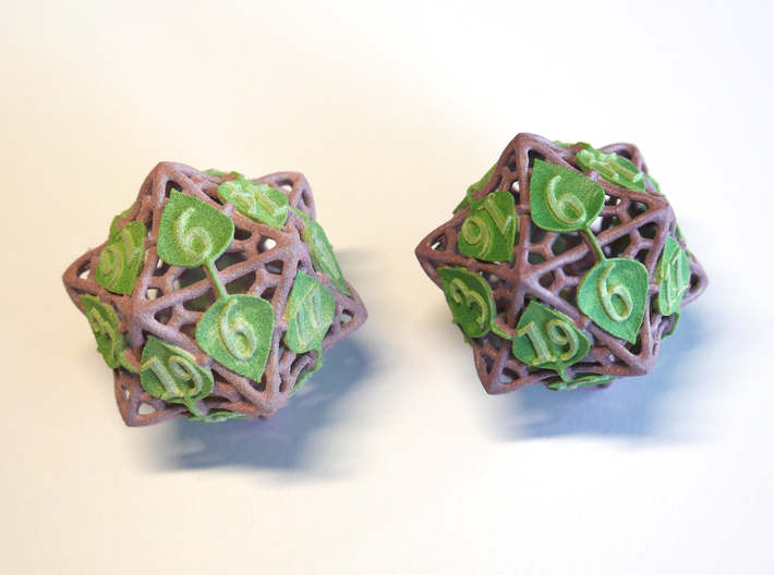 Botanical d20 (Aspen Summer) 3d printed The Natural finish (left) vs. the Smooth finish (right).