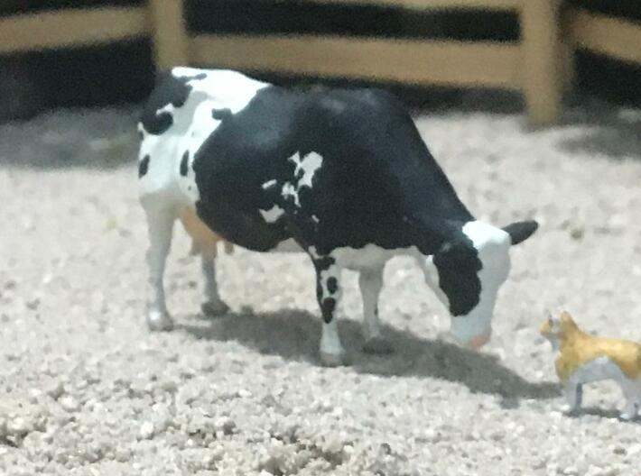 1.64 dairy holstein drinking/feeding cow 3d printed