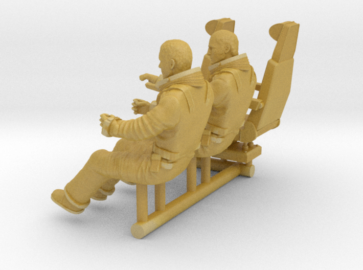 SPACE 2999 1/48 ASTRONAUT PILOT W HEAD AND SEATS 3d printed 
