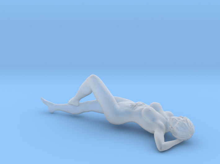 1/24 Lady Relaxing at Beach 3d printed