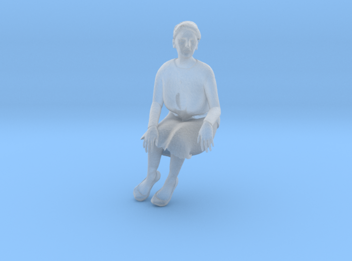 Old lady sitting (N scale figure) 3d printed