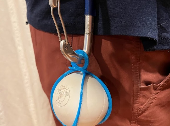 Carabiner Clippable Ball Holder 3d printed 