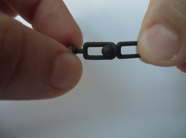 OLNA Bracelet 11+1 Link 3d printed Assembly: step 3