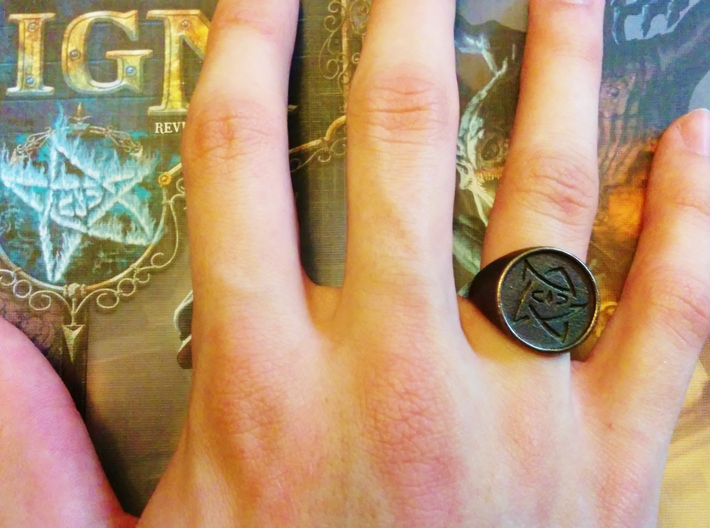Elder Sign Signet Ring Size 7 3d printed Photo of the 8.75 size ring.