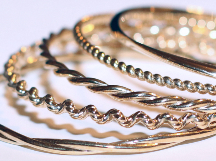 LooseTwist Bangle Bracelet MEDIUM 3d printed 3D Printed Bangle Bracelets in Polished Brass