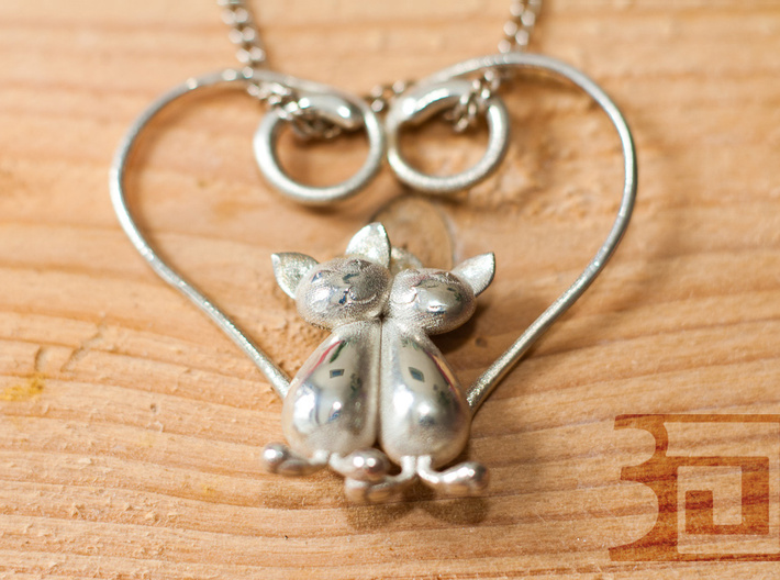 Kittens Heart 3d printed Silver polished