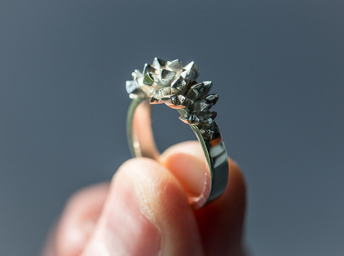 Crystal Hearts Engagement Ring 3d printed 