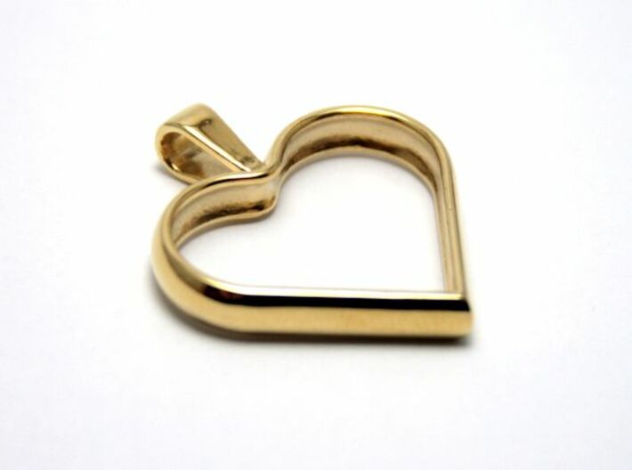 Simple heart pendant 3d printed 