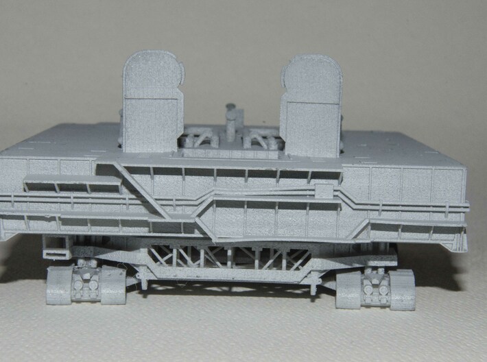 1/400 Shuttle MLP & Crawler, launch pad 3d printed End elevation showing MLP catwalks, towers, pipework, & the Crawler framework & drive units. Primer-grey finish. Please note, I've added extra support to prevent pipe warping on future models.
